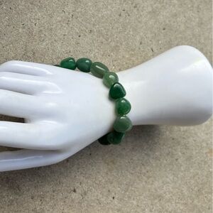 Green Aventurine stretch bracelet featuring polished, tumbled beads Quality 7.5